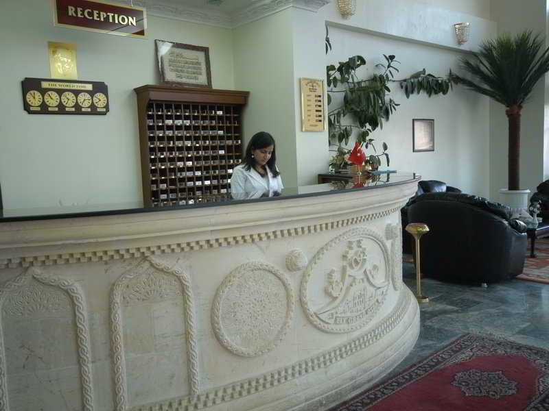 Yay Grand Hotel 马尔丁 外观 照片